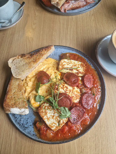 Photo of Cafe ROSE - 28 Main St, Pembroke SA71 4NP